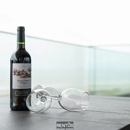 Lägenhet Lange Nelle Seaview - Unique With Views Of The Sea And Lighthouse