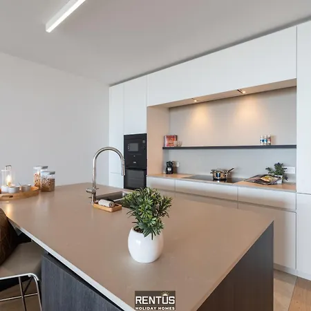 Lange Nelle Seaview - Unique With Views Of The Sea And Lighthouse شقة